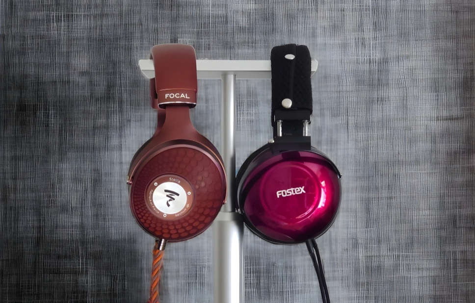 FOCAL STELLIA VS FOSTEX TH900 mk1 & TH900 mk2 | The Headphoneer